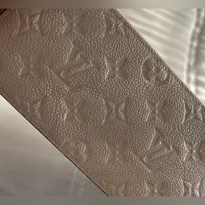 Louis Vuitton change pouch